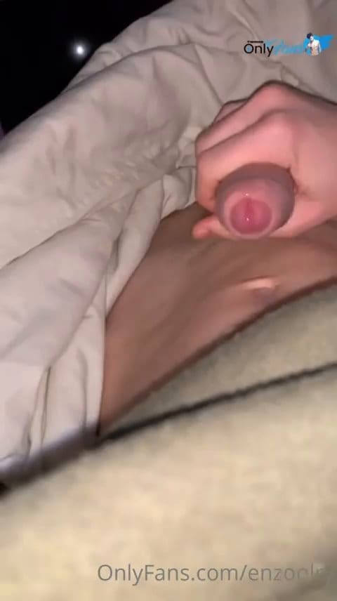 oscarharrisonx minutely fucking a twink's hairless ass